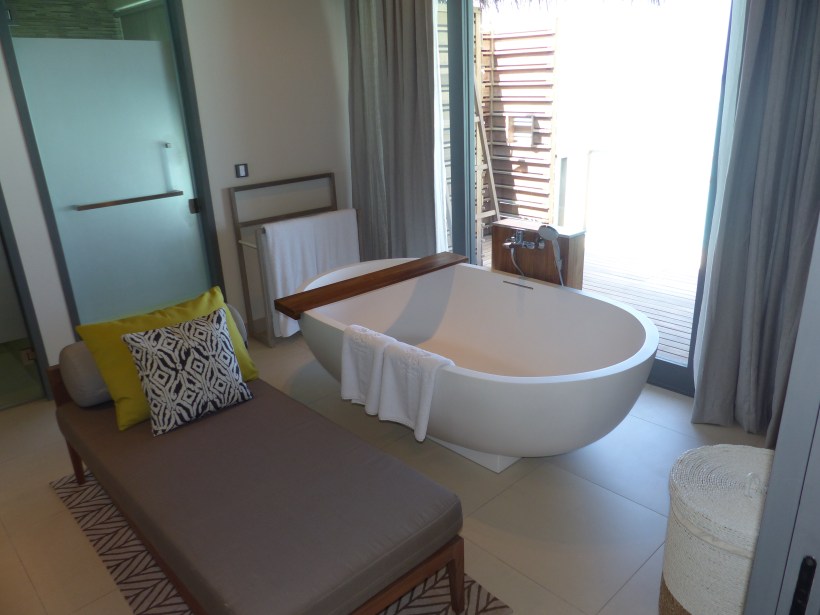 207D3CD9-05B6-4853-BDC7-822FE4510365