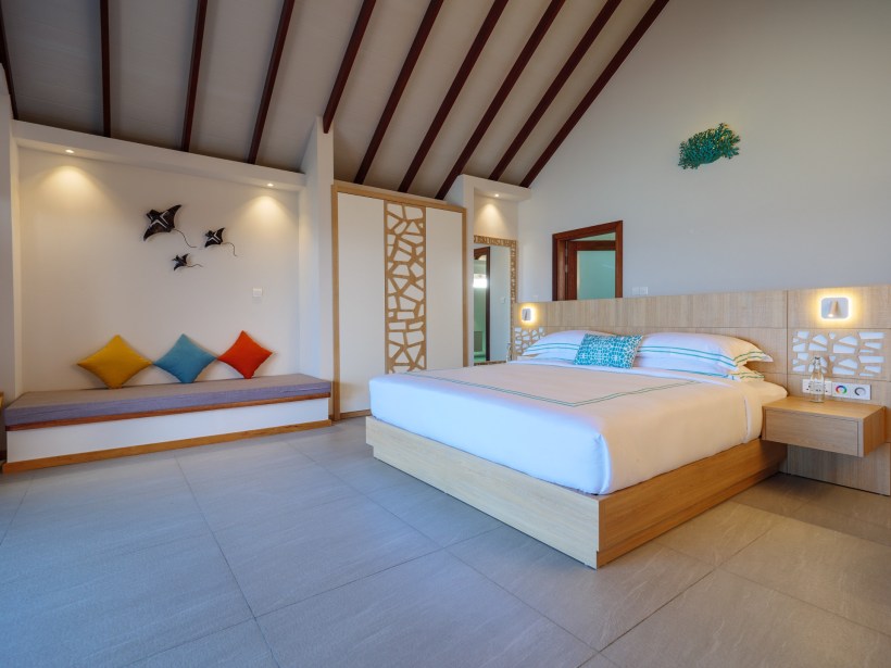 CarpeDiem_Watervilla-bedroom res