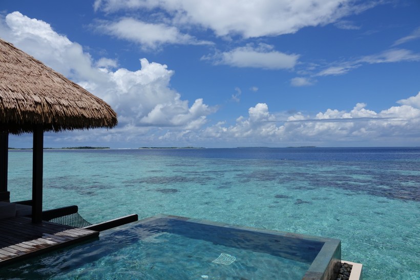 ocean-villa-suite-view_47497203601res_o